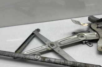 Leve vitre electrique avant droit SUZUKI SWIFT 3