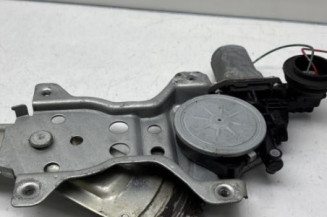 Leve vitre electrique avant gauche SUZUKI SWIFT 3