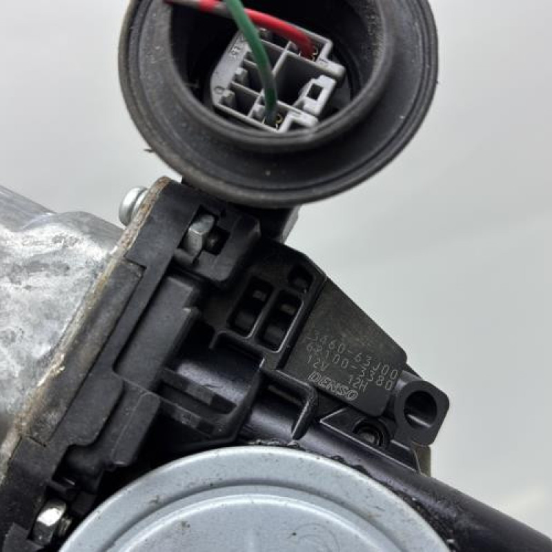 Leve vitre electrique avant gauche SUZUKI SWIFT 3 Photo n°5