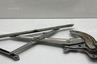 Leve vitre electrique avant gauche SUZUKI SWIFT 3