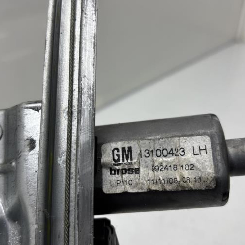 Leve vitre electrique arriere gauche OPEL ASTRA H Photo n°6