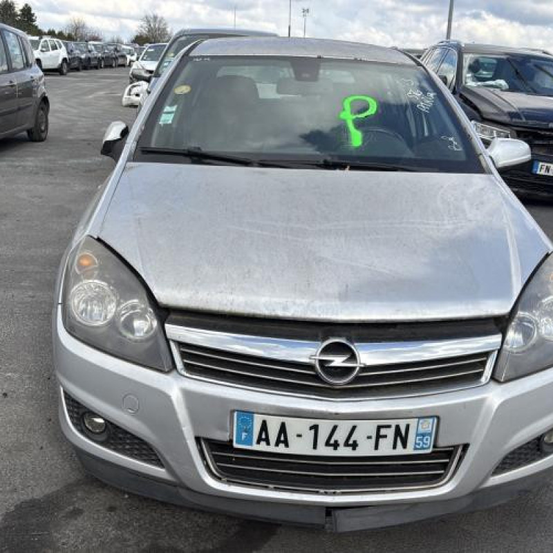 Leve vitre electrique arriere gauche OPEL ASTRA H Photo n°14