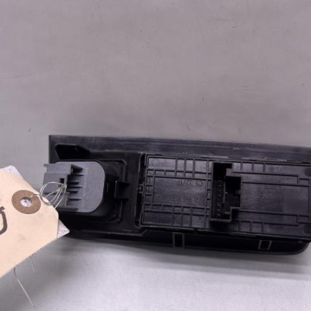 Interrupteur de leve vitre avant gauche VOLKSWAGEN TOURAN 3