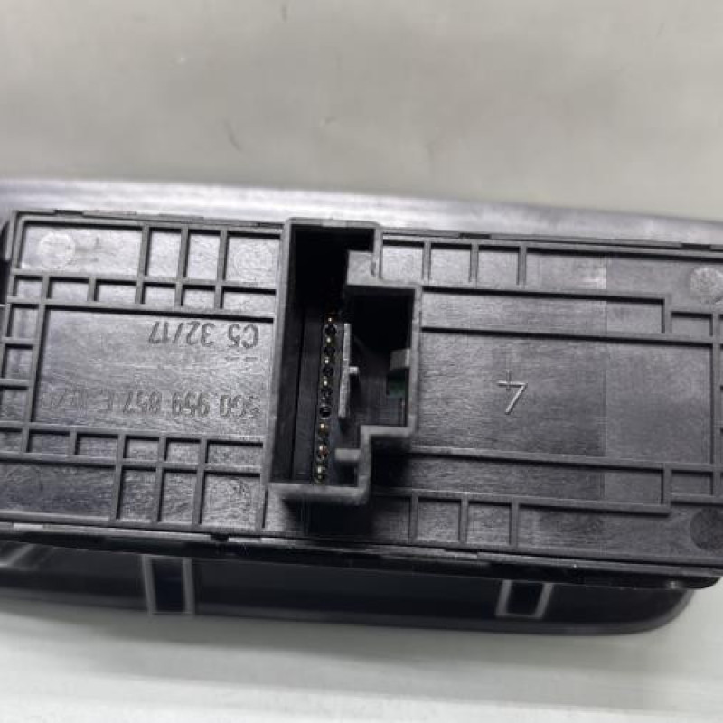 Interrupteur de leve vitre avant gauche VOLKSWAGEN TOURAN 3 Photo n°3