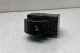 Interrupteur de leve vitre avant droit RENAULT KOLEOS 1 Photo n°1