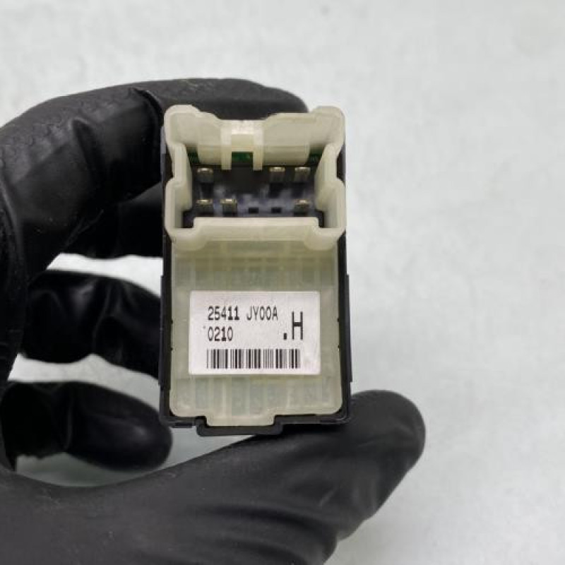 Interrupteur de leve vitre avant droit RENAULT KOLEOS 1 Photo n°4