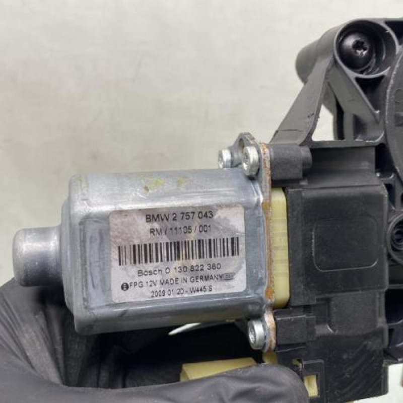 Leve vitre electrique avant gauche MINI MINI 2 R55 Photo n°8