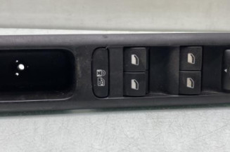 Interrupteur de leve vitre avant gauche PEUGEOT 3008 1 Photo n°1