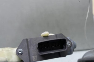 Leve vitre electrique avant gauche PEUGEOT 3008 1