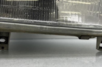 Optique avant principal droit (feux)(phare) VOLKSWAGEN GOLF 3