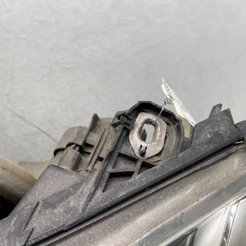 Optique avant principal gauche (feux)(phare) MERCEDES CLASSE B 245 Photo n°3