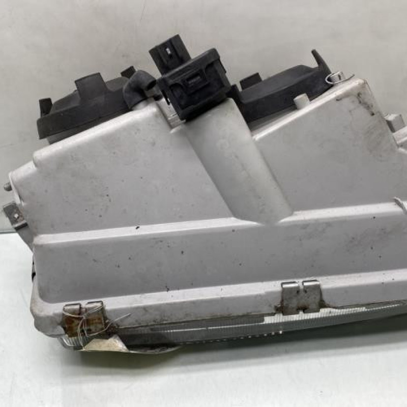 Optique avant principal gauche (feux)(phare) VOLVO V 40 1 Photo n°3