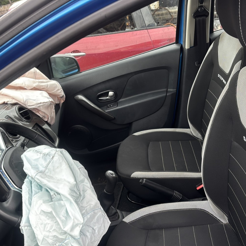 DACIA SANDERO 2 PHASE 2 0.9i - 12V TURBO TCE 90 Photo n°11