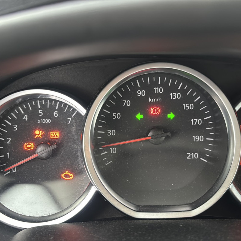 DACIA SANDERO 2 PHASE 2 0.9i - 12V TURBO TCE 90 Photo n°23