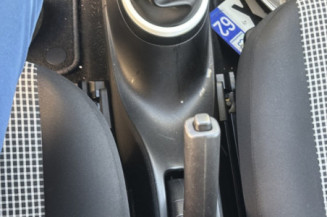 RENAULT TWINGO 3 PHASE 1 1.0i - 12V SCE 65