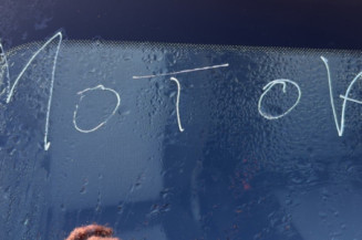 RENAULT TWINGO 3 PHASE 1 1.0i - 12V SCE 65