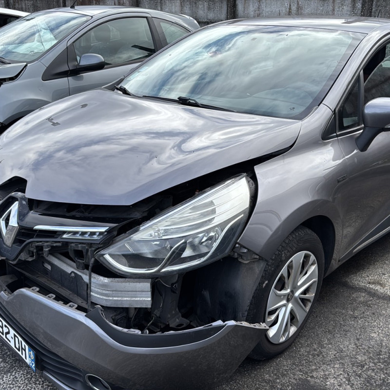 RENAULT CLIO 4 PHASE 1 1.5 DCI - 8V TURBO Photo n°1