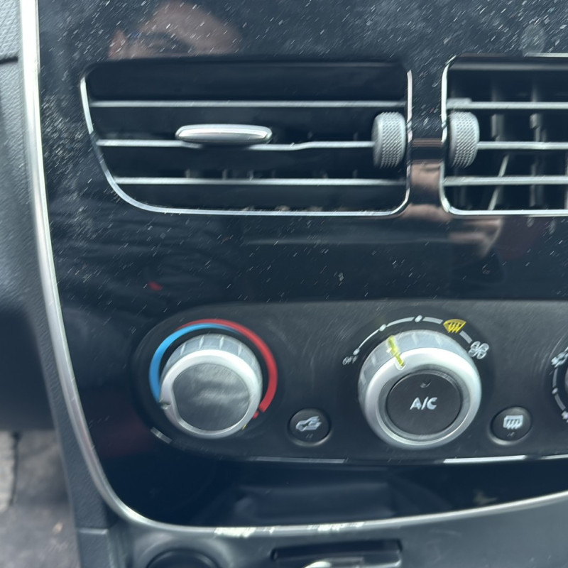 RENAULT CLIO 4 PHASE 1 1.5 DCI - 8V TURBO Photo n°16