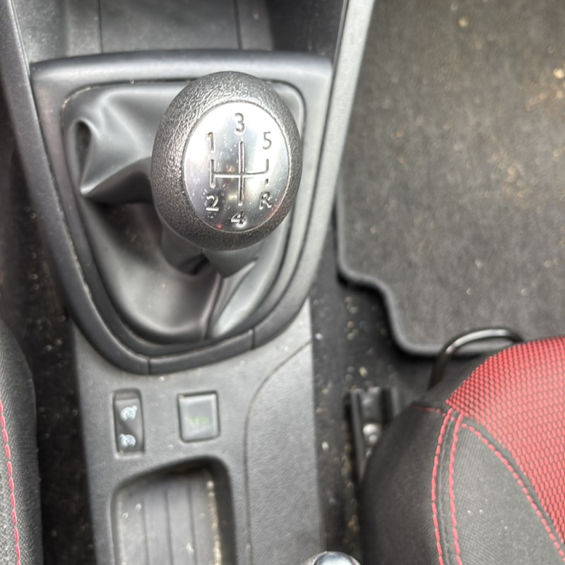 RENAULT CLIO 4 PHASE 1 1.5 DCI - 8V TURBO Photo n°18