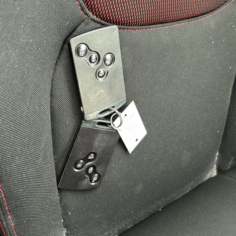 RENAULT CLIO 4 PHASE 1 1.5 DCI - 8V TURBO Photo n°21