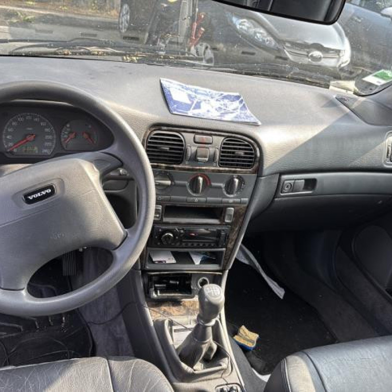 Optique avant secondaire droit (feux)(clignotant) VOLVO V 40 1 Photo n°16