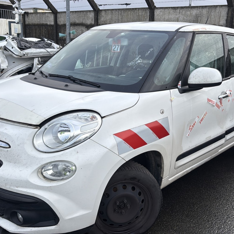 FIAT 500L LIVING PHASE 1 0.9i - 8V TURBO TWINAIR Photo n°1