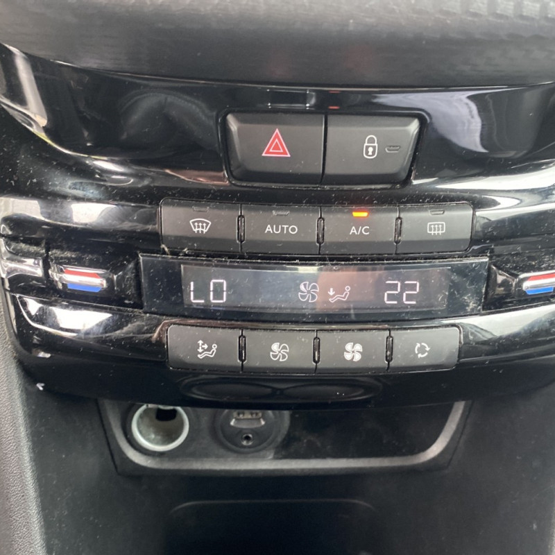 PEUGEOT 2008 1 PHASE 1 1.6 BLUE HDI - 8V TURBO Photo n°8