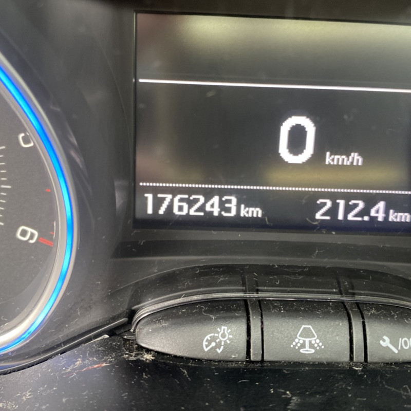 PEUGEOT 2008 1 PHASE 1 1.6 BLUE HDI - 8V TURBO Photo n°11