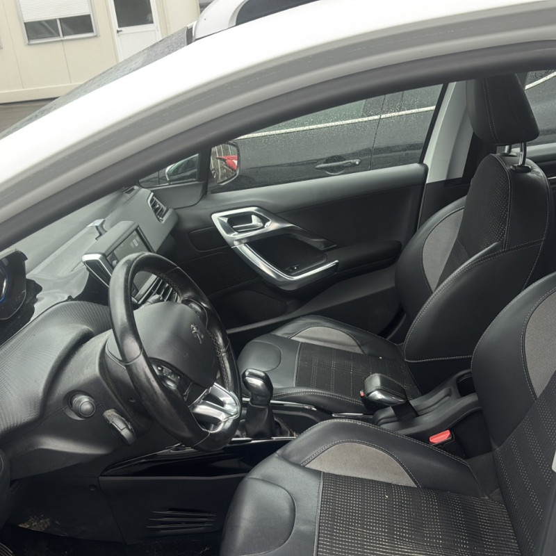 PEUGEOT 2008 1 PHASE 1 1.6 BLUE HDI - 8V TURBO Photo n°22