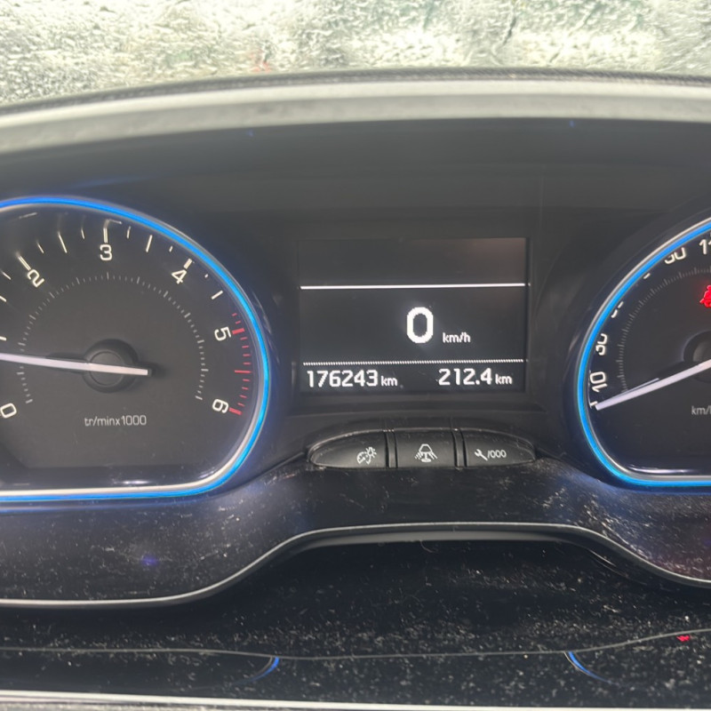 PEUGEOT 2008 1 PHASE 1 1.6 BLUE HDI - 8V TURBO Photo n°28