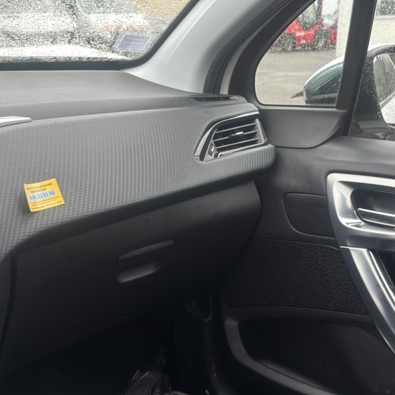 PEUGEOT 2008 1 PHASE 1 1.6 BLUE HDI - 8V TURBO Photo n°32