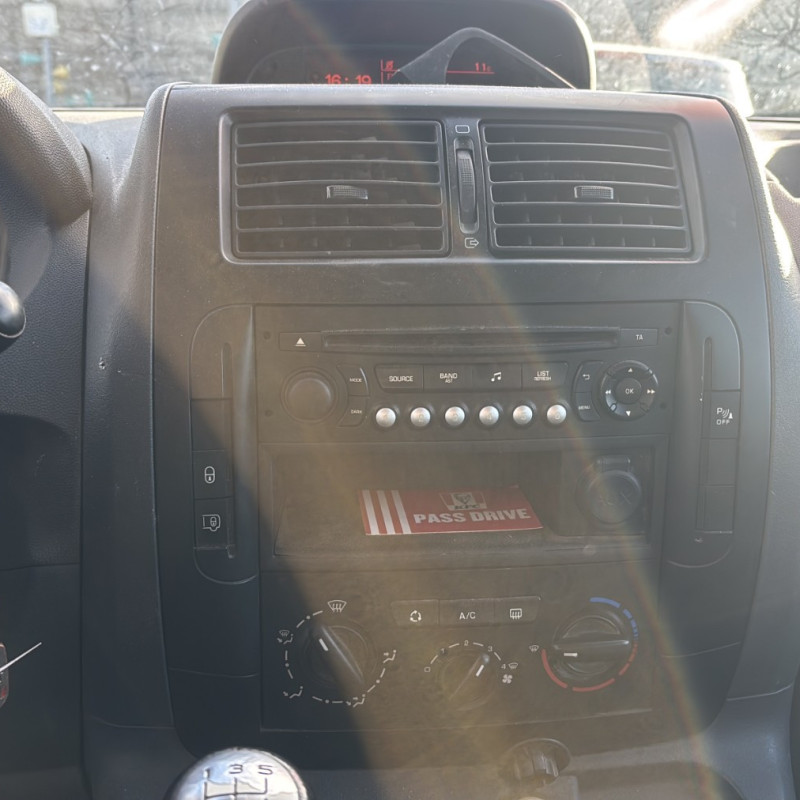 PEUGEOT EXPERT 2 1.6 BLUE HDI - 8V TURBO Photo n°15