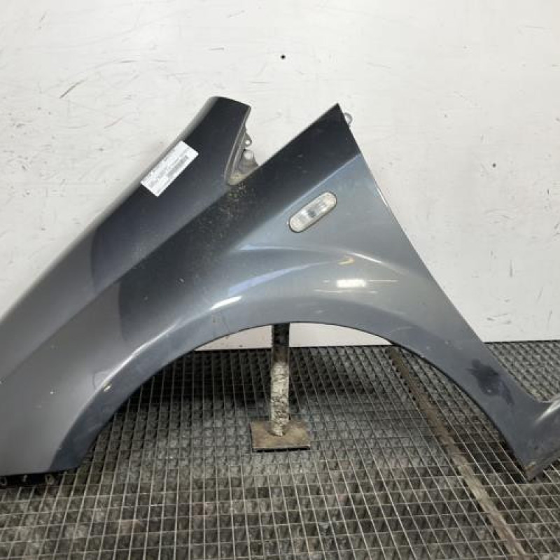 Aile avant gauche FIAT GRANDE PUNTO Photo n°1