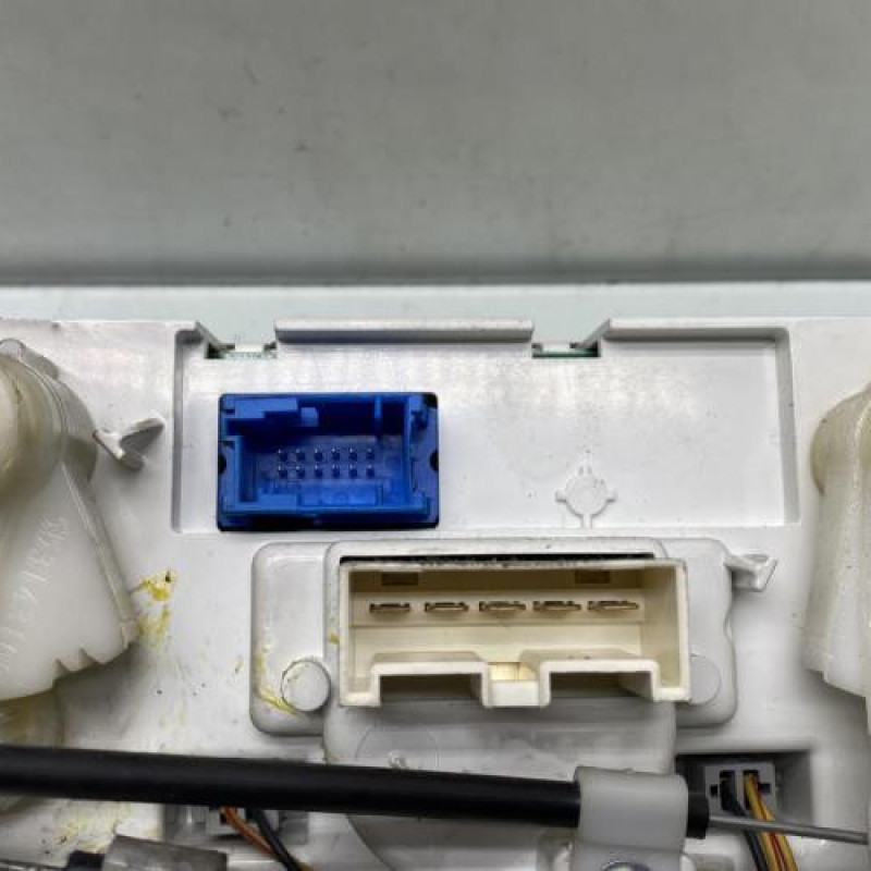 Commande chauffage FIAT GRANDE PUNTO Photo n°3