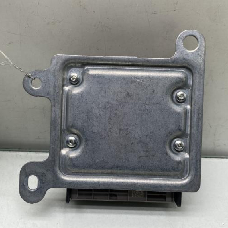Boitier air bag DACIA SANDERO 2 Photo n°4
