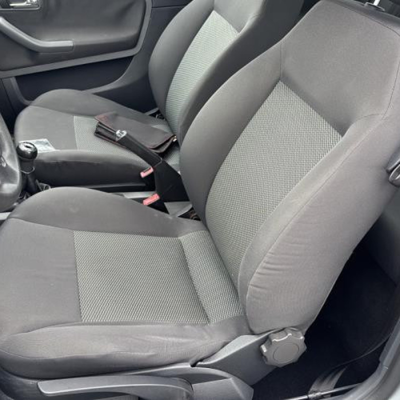 Aile avant droit SEAT IBIZA 3 Photo n°18