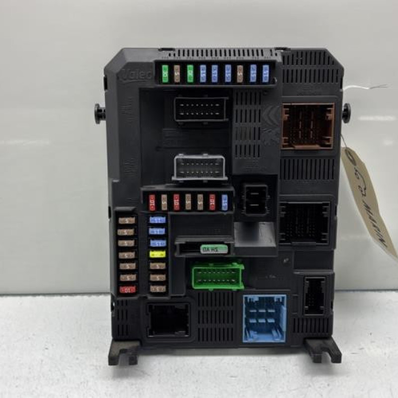 Boitier BSI PEUGEOT 308 2 Photo n°1