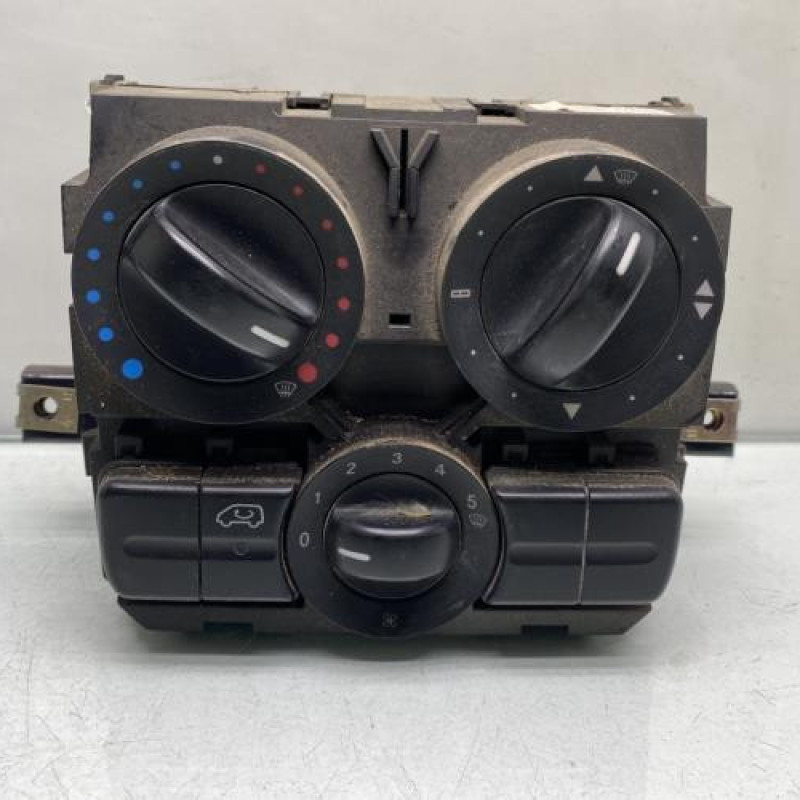 Commande chauffage MERCEDES VITO 639 Photo n°1