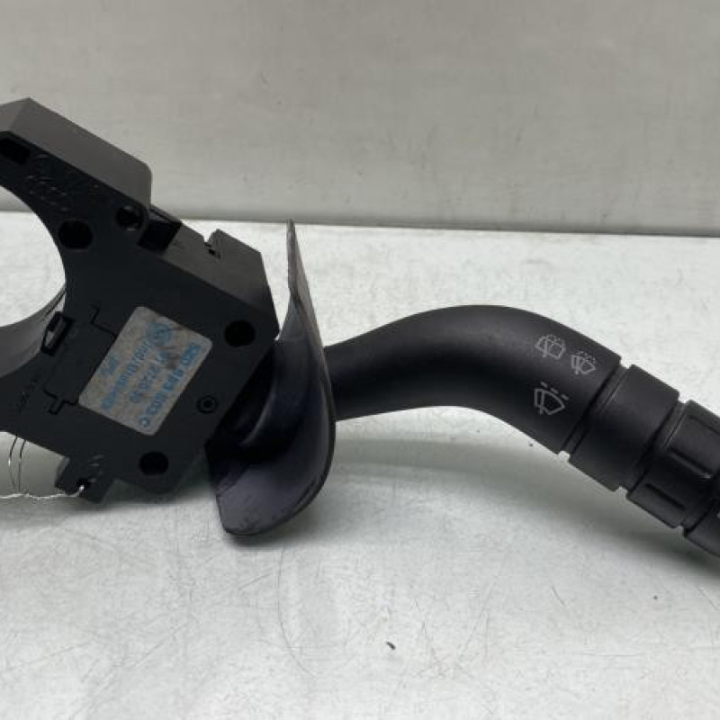 Commodo d'essuie glaces VOLKSWAGEN FOX Photo n°1