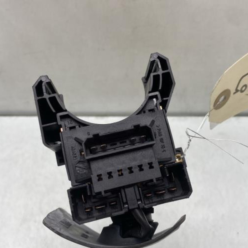 Commodo d'essuie glaces VOLKSWAGEN FOX Photo n°3