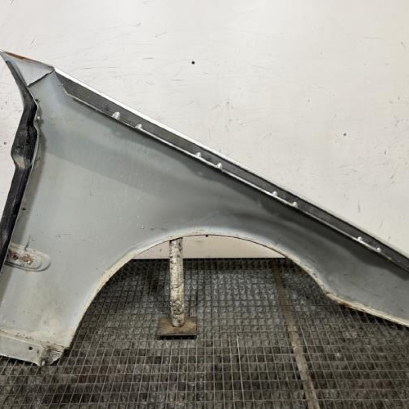 Aile avant gauche MERCEDES CLASSE C 203 COUPE SPORT Photo n°10