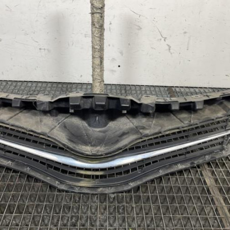 Calandre TOYOTA YARIS 3 Photo n°1