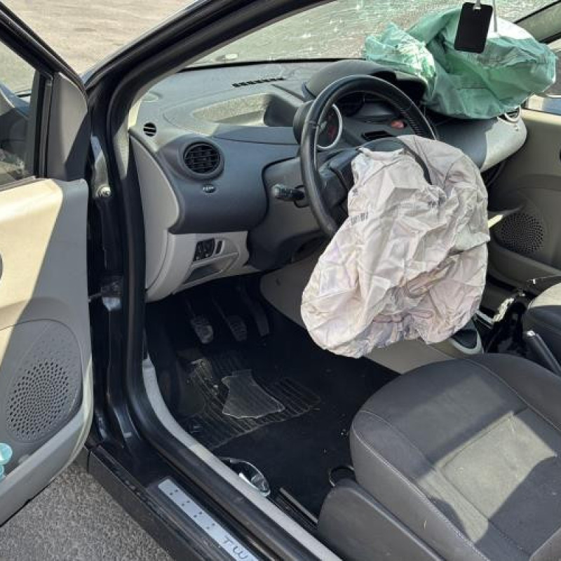 Ceinture avant gauche RENAULT TWINGO 2 Photo n°9