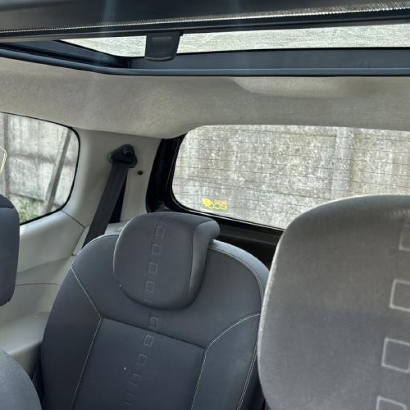 Ceinture avant gauche RENAULT TWINGO 2 Photo n°10