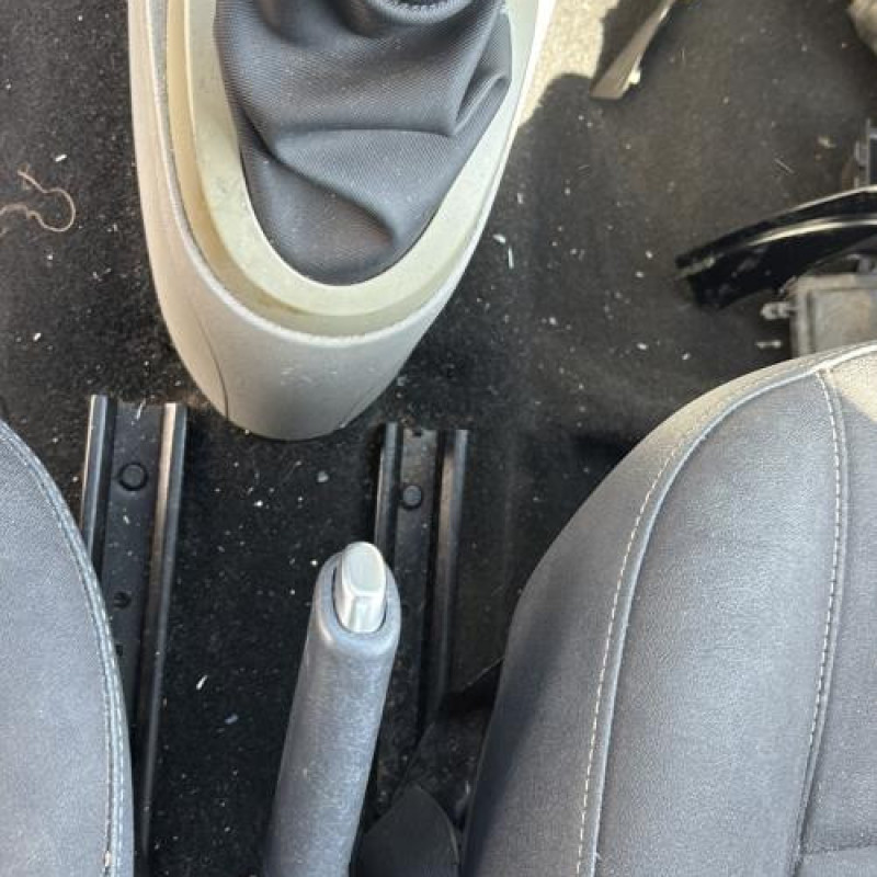 Ceinture avant gauche RENAULT TWINGO 2 Photo n°13