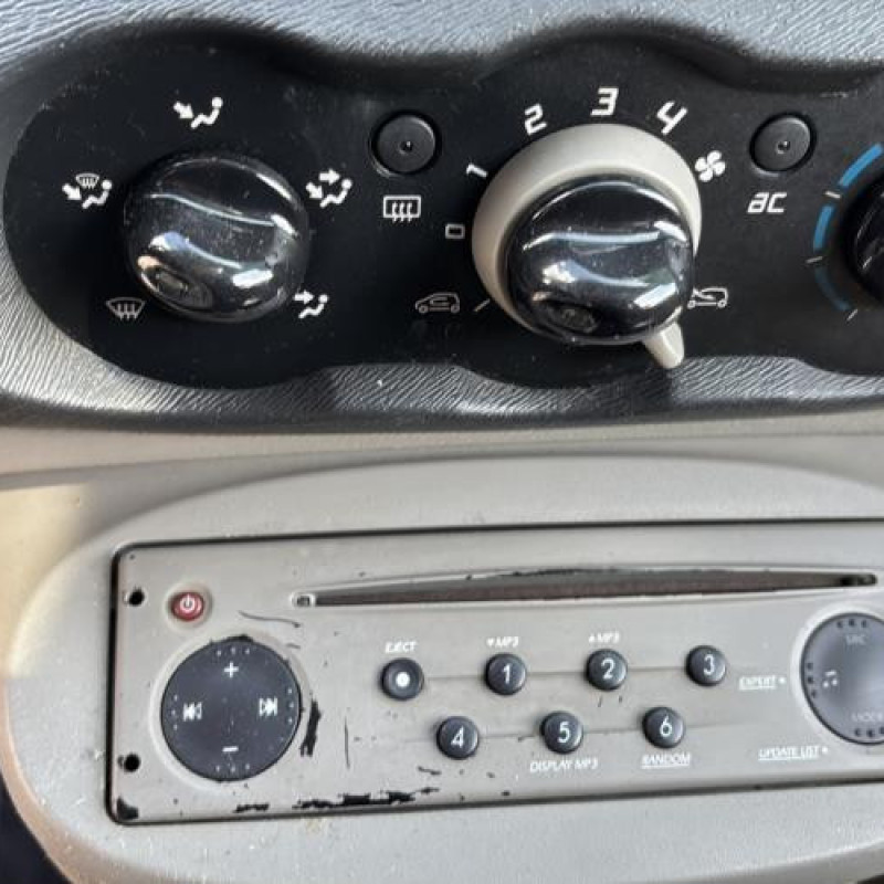 Ceinture avant gauche RENAULT TWINGO 2 Photo n°14