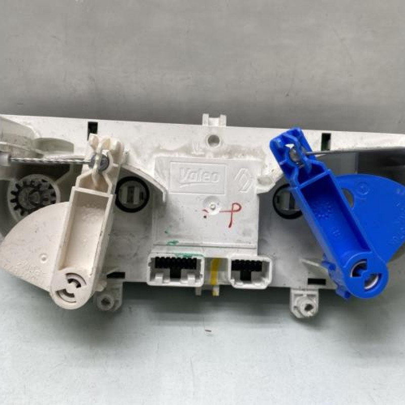 Commande chauffage RENAULT CLIO 4 Photo n°3