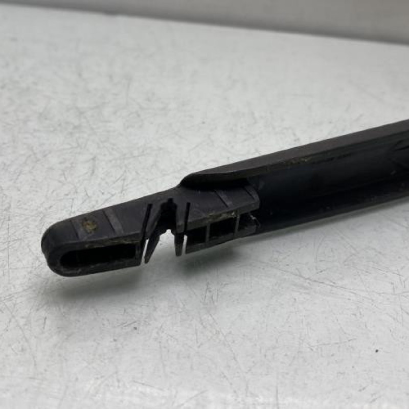 Bras essuie glace arriere RENAULT MEGANE 1 Photo n°4