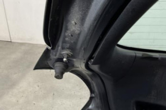 Malle/Hayon arriere PEUGEOT 208 1