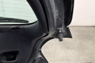 Malle/Hayon arriere PEUGEOT 208 1